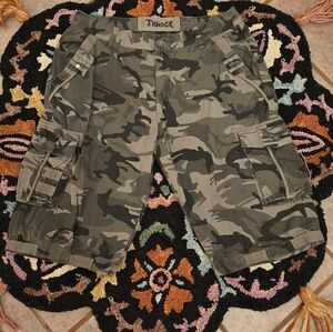 🔥🔥 Y2K BAGGY Twoce Camouflage Cargo Shorts🔥🔥 Size 34